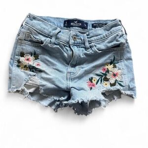 Hollister Women's Blue Floral Jean Shorts